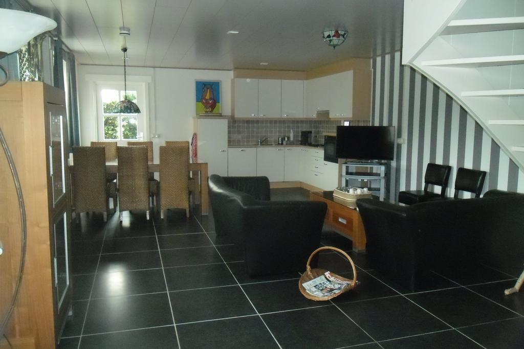 Herkenhoek 3 Bedroom Apartement Heeswijk-Dinther Eksteriør bilde